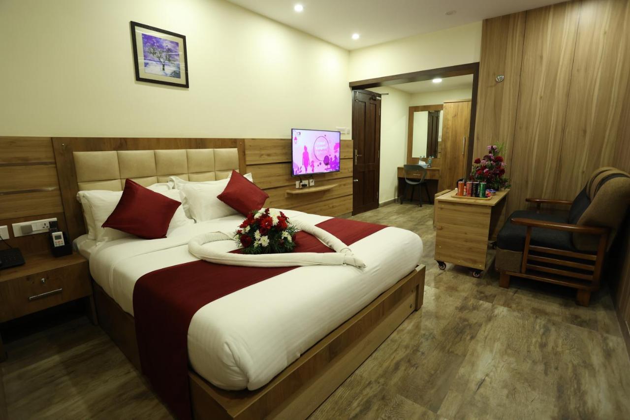 Balaji Regency Kanhangad Kannangad Eksteriør billede