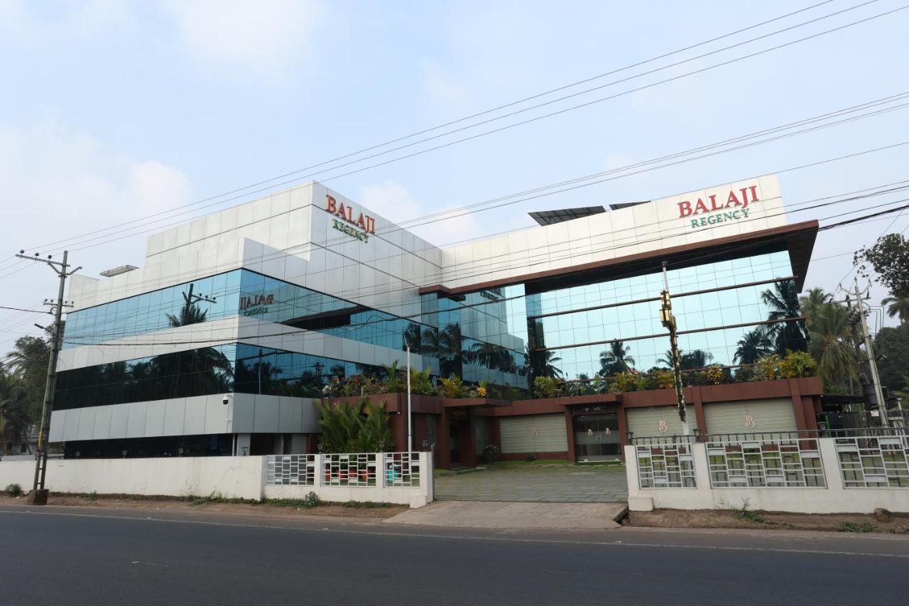 Balaji Regency Kanhangad Kannangad Eksteriør billede
