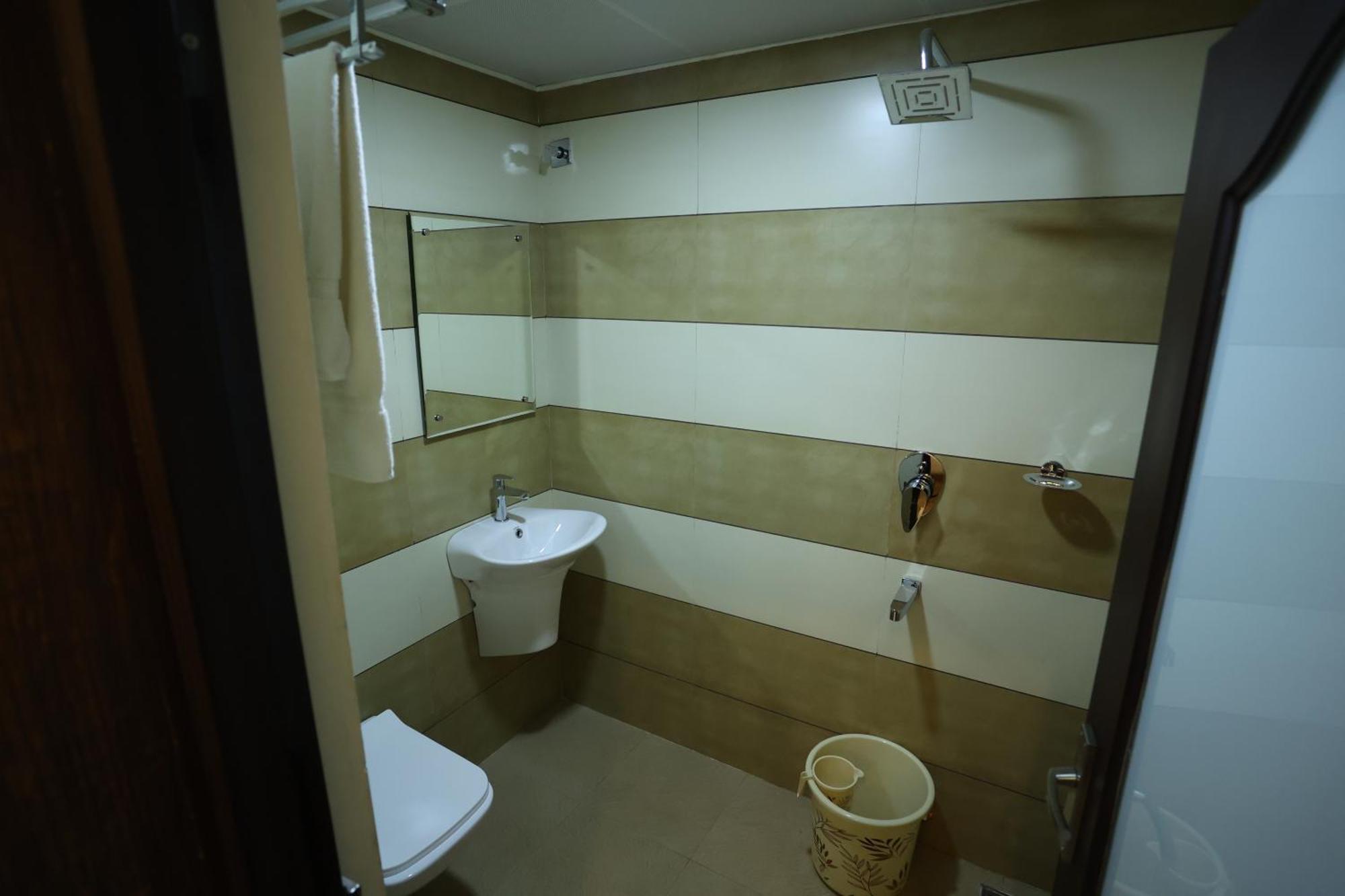 Balaji Regency Kanhangad Kannangad Eksteriør billede