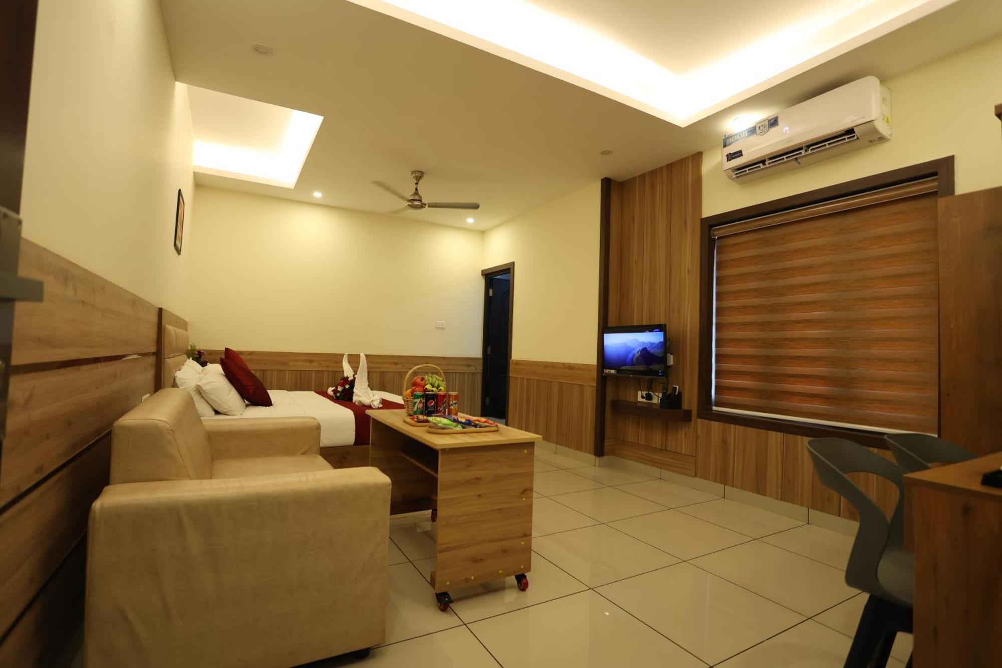 Balaji Regency Kanhangad Kannangad Eksteriør billede