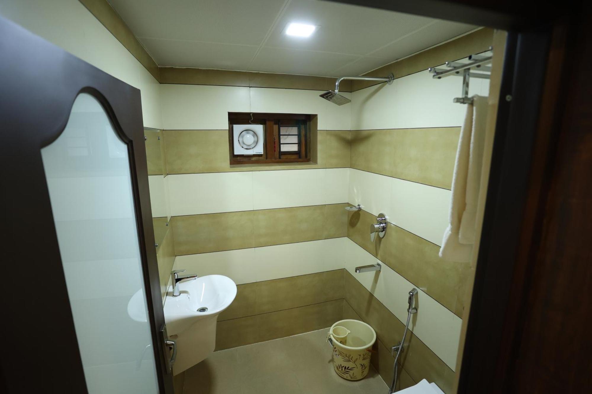 Balaji Regency Kanhangad Kannangad Eksteriør billede