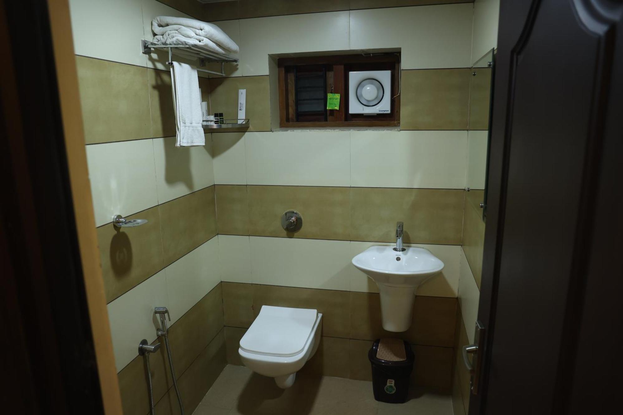 Balaji Regency Kanhangad Kannangad Eksteriør billede