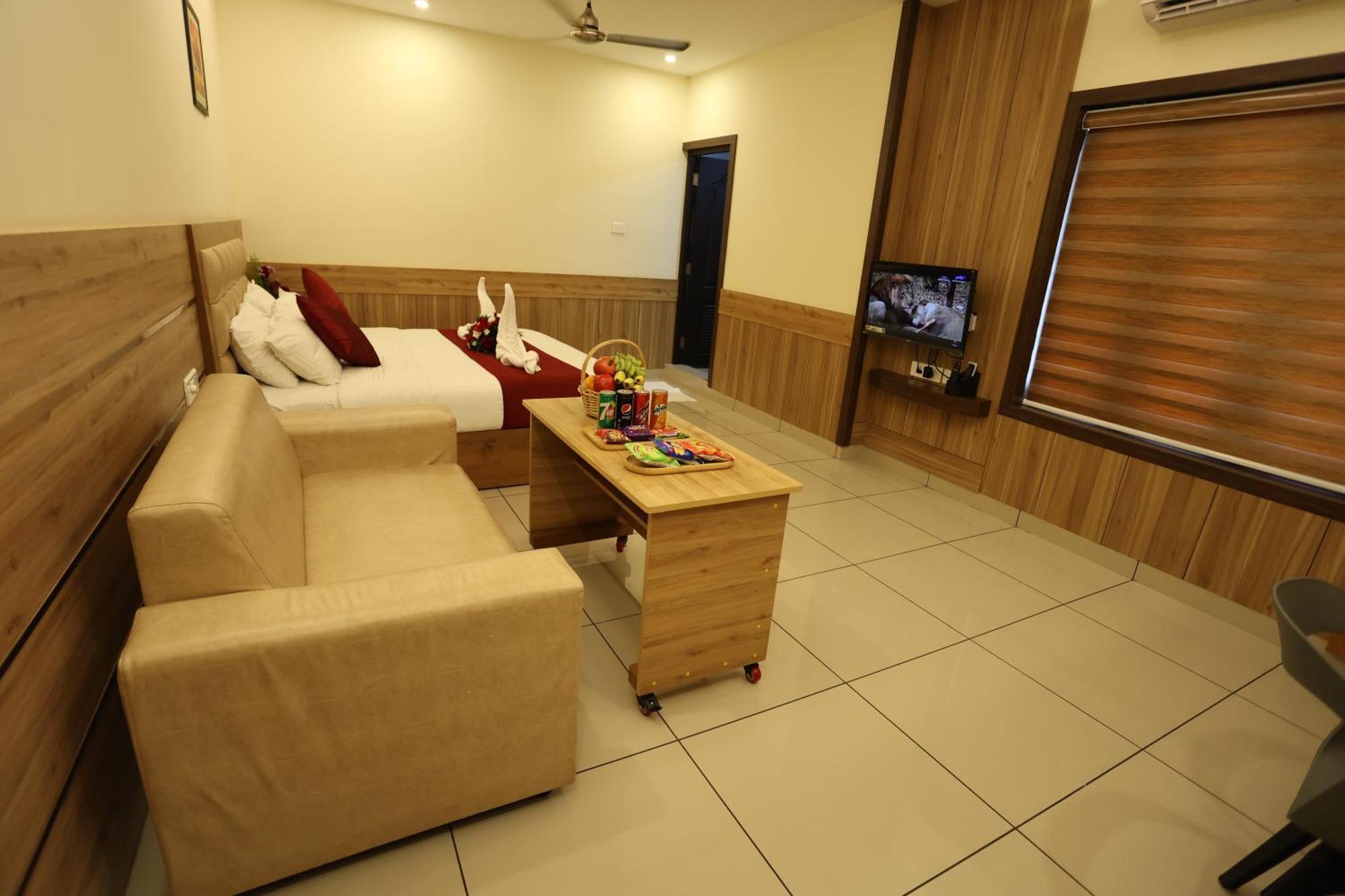 Balaji Regency Kanhangad Kannangad Eksteriør billede